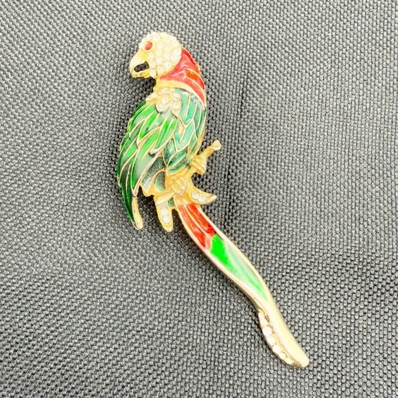 Vintage Macaw Parrot Bird Brooch Enamel Gold Tone With White Rhinestones - Picture 6 of 7